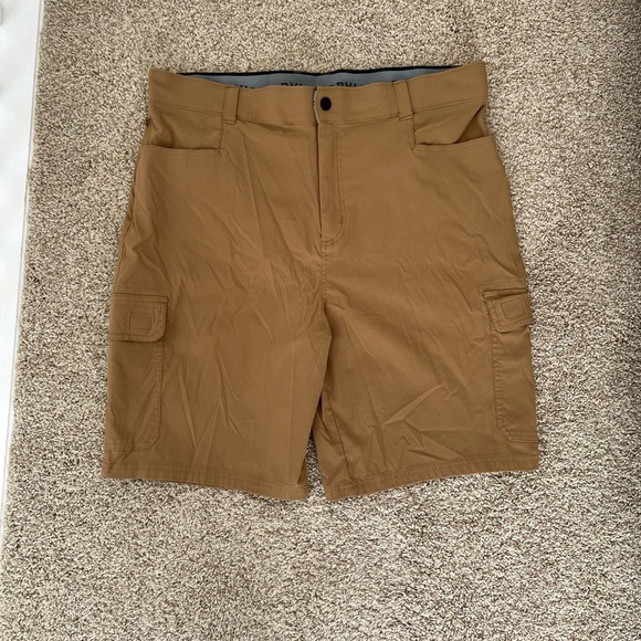 Orvis Other - Orvis Men’s Cargo Shorts Tan Size 40